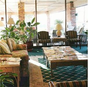 Quail Run Lodge Савана Ресторант снимка