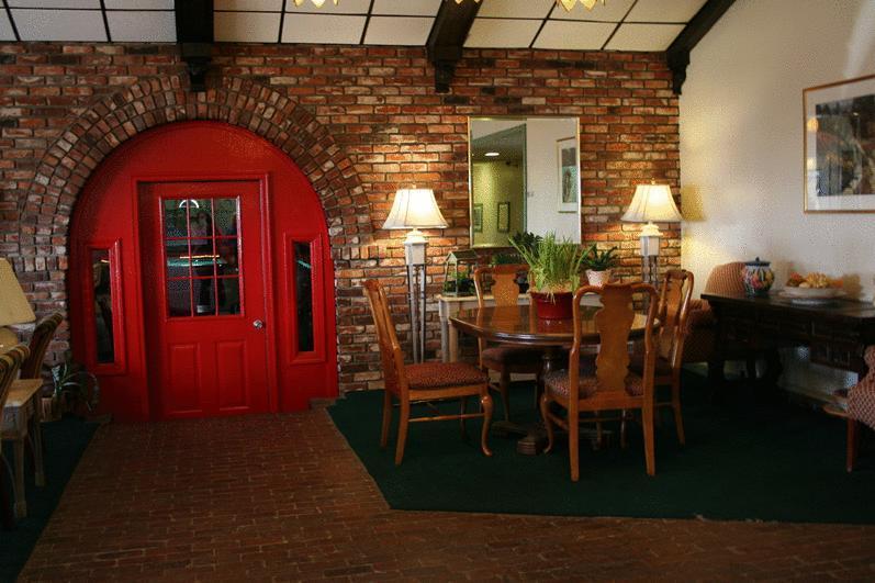 Quail Run Lodge Савана Екстериор снимка